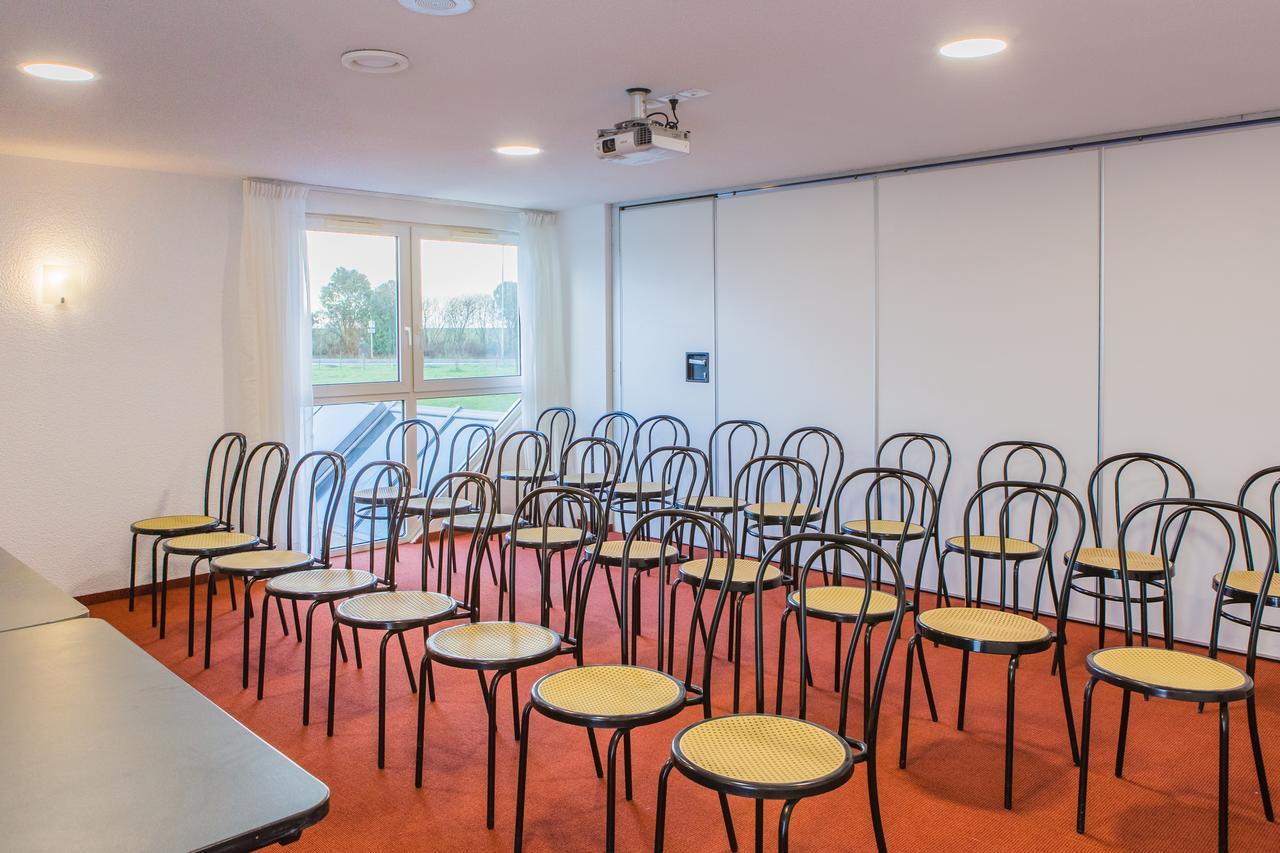 Hotel De La Seine La Frenaye Ngoại thất bức ảnh